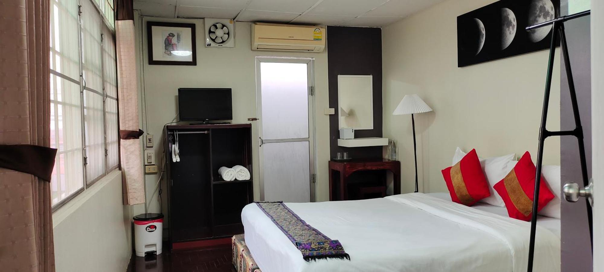 Born Guest House Chiang Mai Zewnętrze zdjęcie